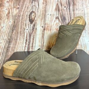 Clarks Collection Brynn Suede Olive Green Slip-On Clogs